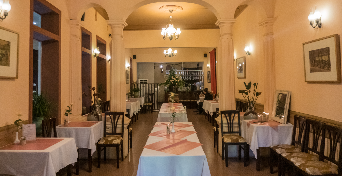 Nhà hàng AU DÉLICE FRENCH RESTAURANT